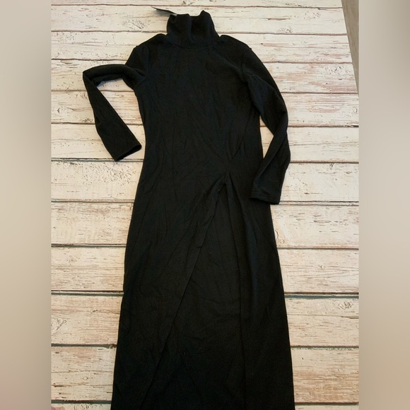 NWT FHQ Collection Tunic - Women’s Size Small - Picture 1 of 4